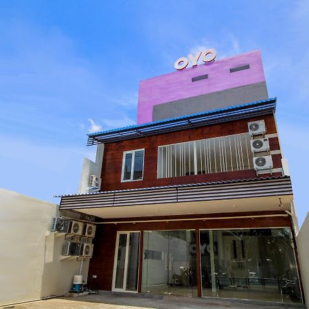 Super Oyo 168 K-15 Residence Surabaya Luaran gambar