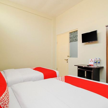 Super Oyo 168 K-15 Residence Surabaya Luaran gambar