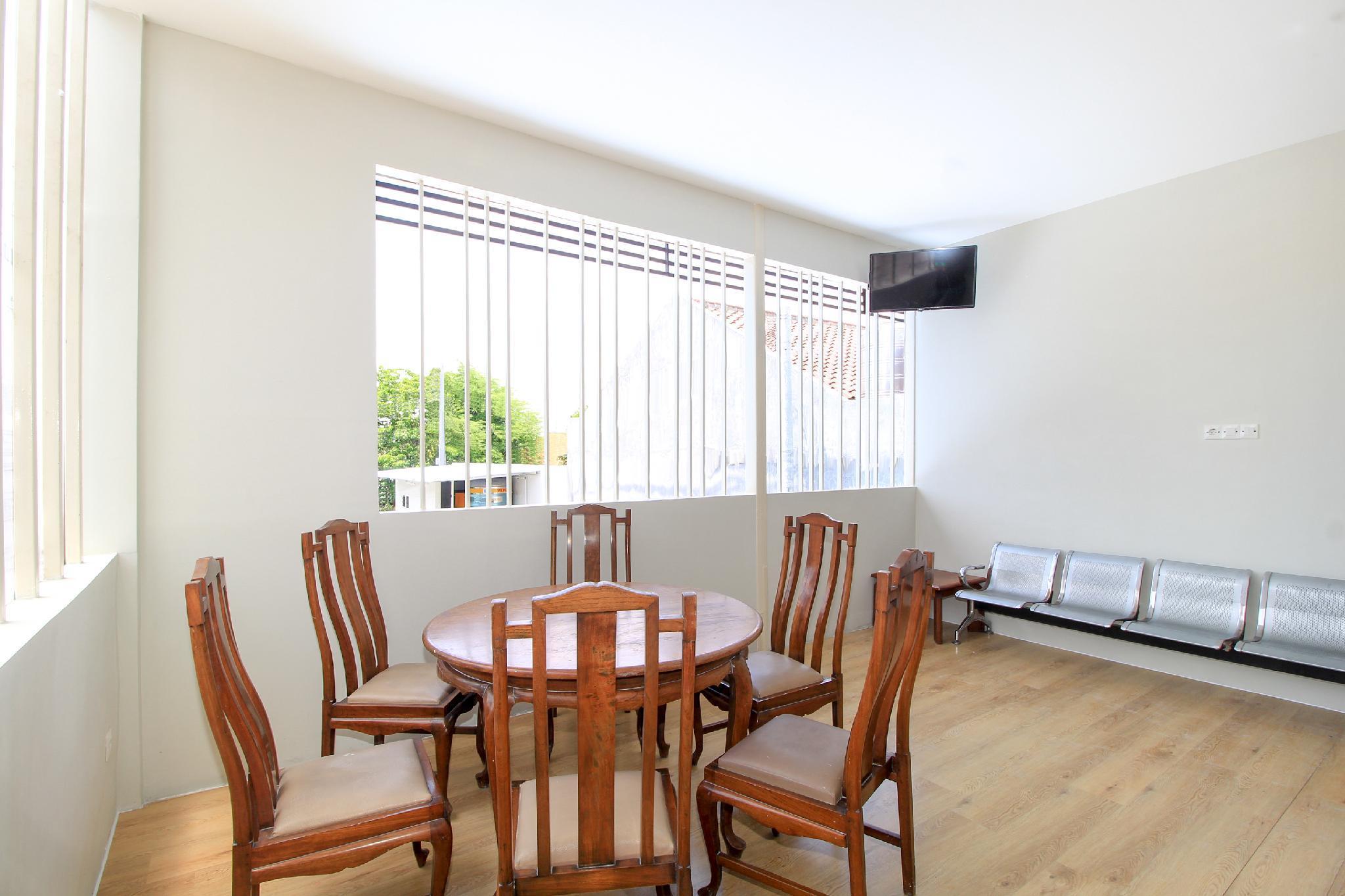 Super Oyo 168 K-15 Residence Surabaya Luaran gambar