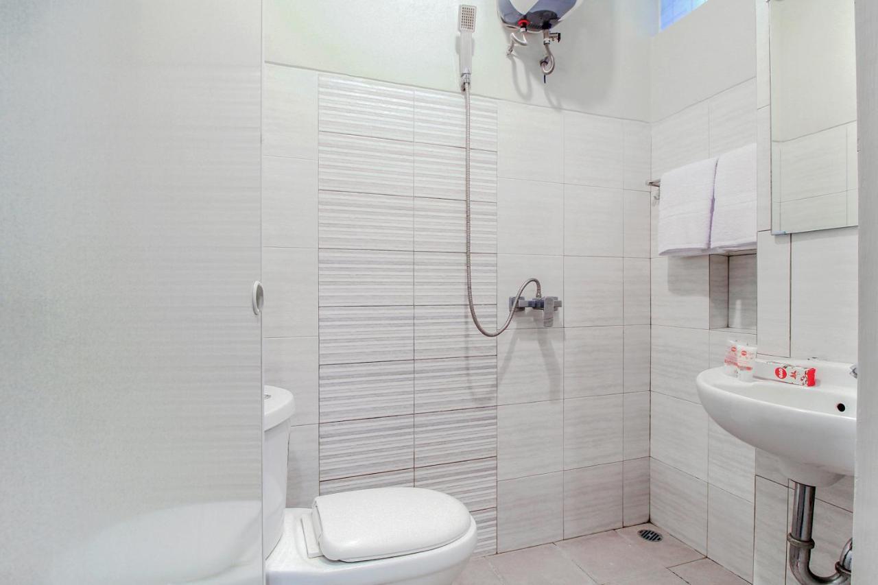 Super Oyo 168 K-15 Residence Surabaya Luaran gambar
