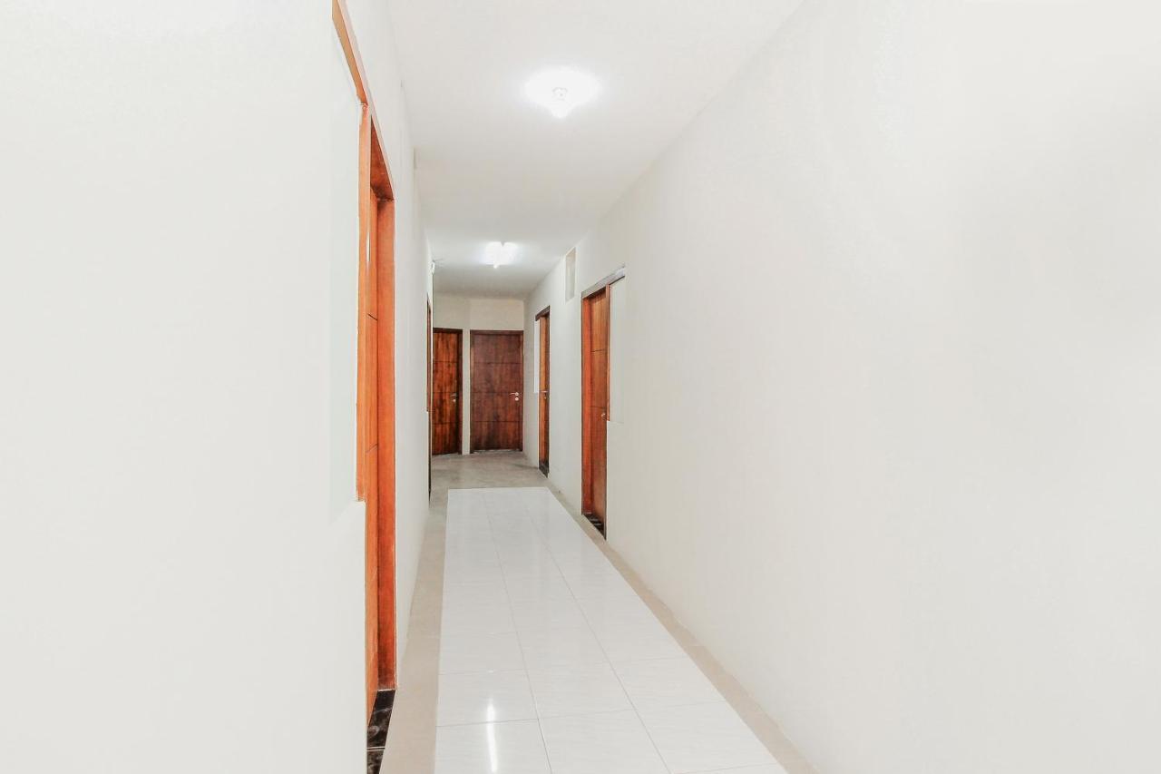 Super Oyo 168 K-15 Residence Surabaya Luaran gambar